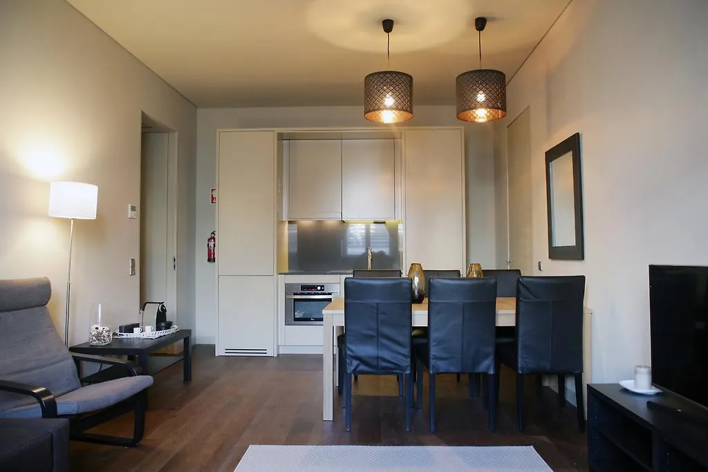 Mercado Da Ribeira 5 Stars Apartment location